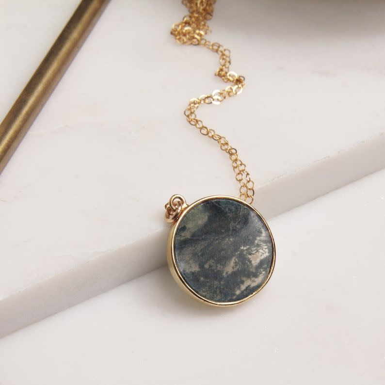 9) Moss Agate Round Pendant Necklace