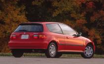 <p>The 1992 Honda Civic Si hatchback was powered by a 125-hp 1.6-liter inline-four. </p>