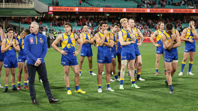 AFL West Coast Eagles Jersey Signed By Jeremy Mcgovern Size 12 Kids