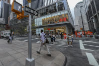 <p>People on the move across from 4 World Trade Center and its shopping centers on Church Street on Sept. 7, 2018. (Photo: Gordon Donovan/Yahoo News) </p>