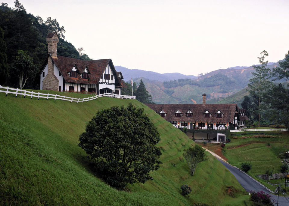 After the disastrous encounter with his mother and grandmother in the Cameron Highlands, Nick books Rachel a room at <a href="http://lakehouse-cameron.com/" target="_blank" rel="noopener noreferrer">The Lakehouse</a>, a Tudor-style hotel in the "Valley of Eternal Spring."