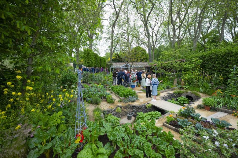 chelsea flower show schedule tv