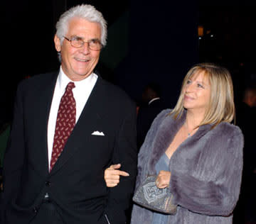 James Brolin and Barbra Streisand at the Los Angeles premiere of Universal Pictures' Meet the Fockers