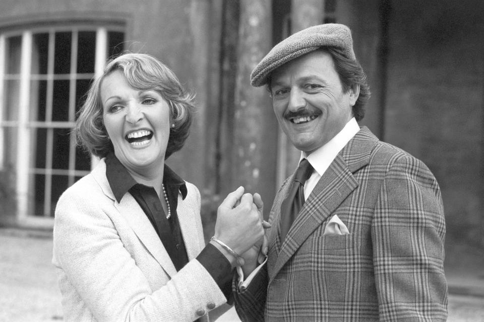 File photo dated 20/09/81 of actress Penelope Keith, as Audrey fforbes-Hamilton, with Peter Bowles who plays her wealthy would be suitor, Richard DeVere in their popular TV series, 'To The Manor Born', on location at Cricket House, Cricket St Thomas, Somerset. Peter Bowles has died aged 85. Issue date: Thursday March 17, 2022.