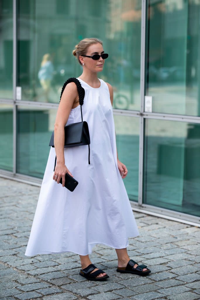 The White Cotton Dress