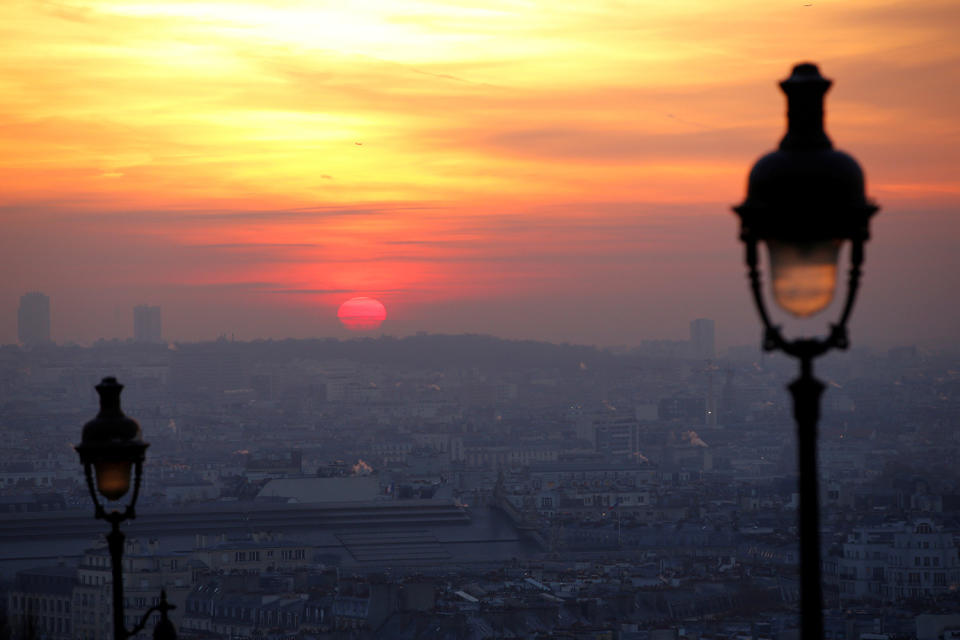 The sun rises in Paris