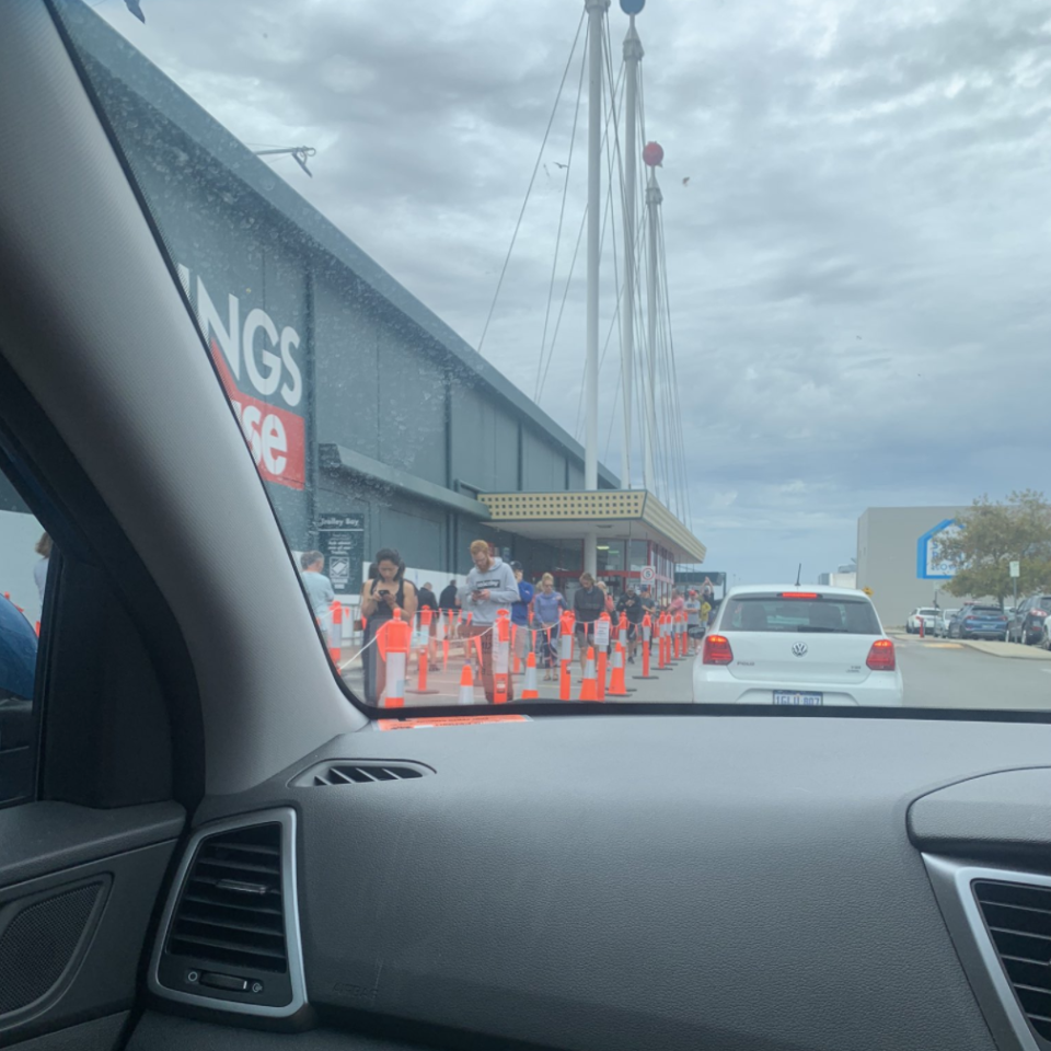 Many people were captured mingling outside this Bunnings store in Innaloo, Perth. Source: Twitter/_cassthompson