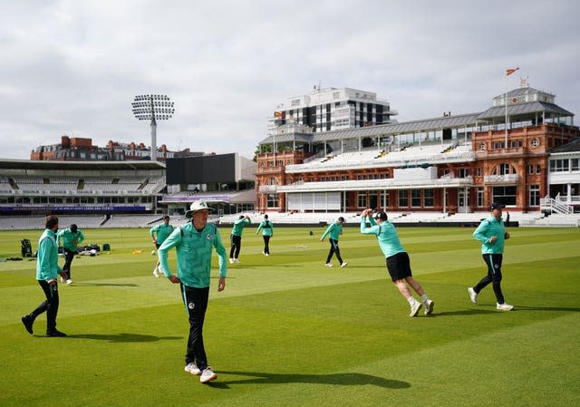 Ireland warm up at Lord’s