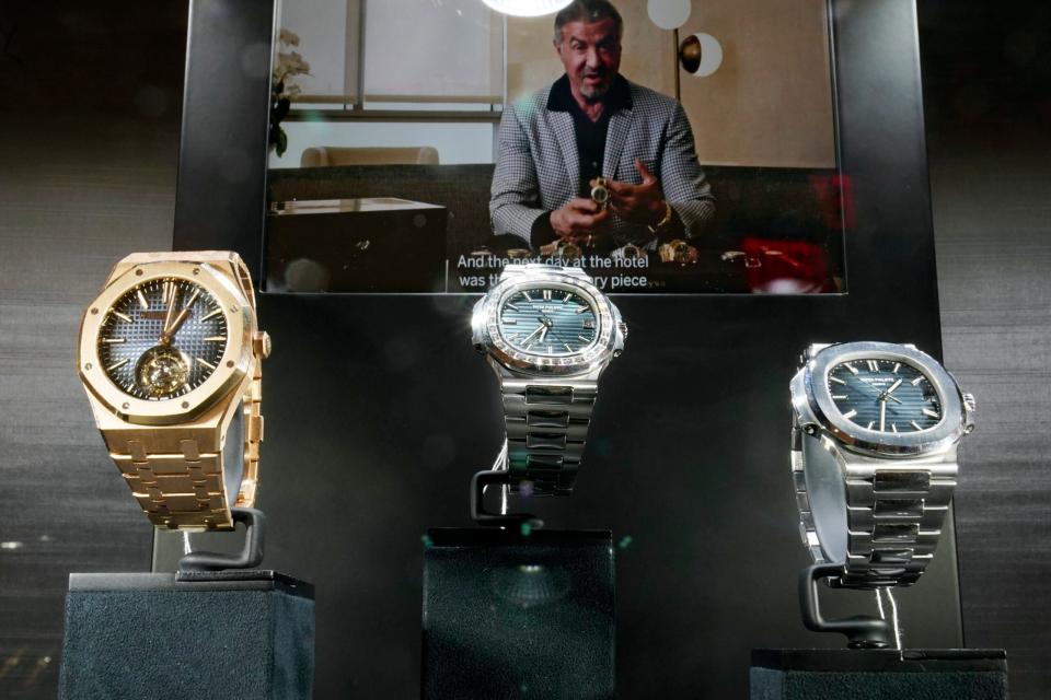 Uhren aus der Sammlung des Schauspielers Sylvester Stallone. - Copyright: picture alliance / ASSOCIATED PRESS | Richard Drew