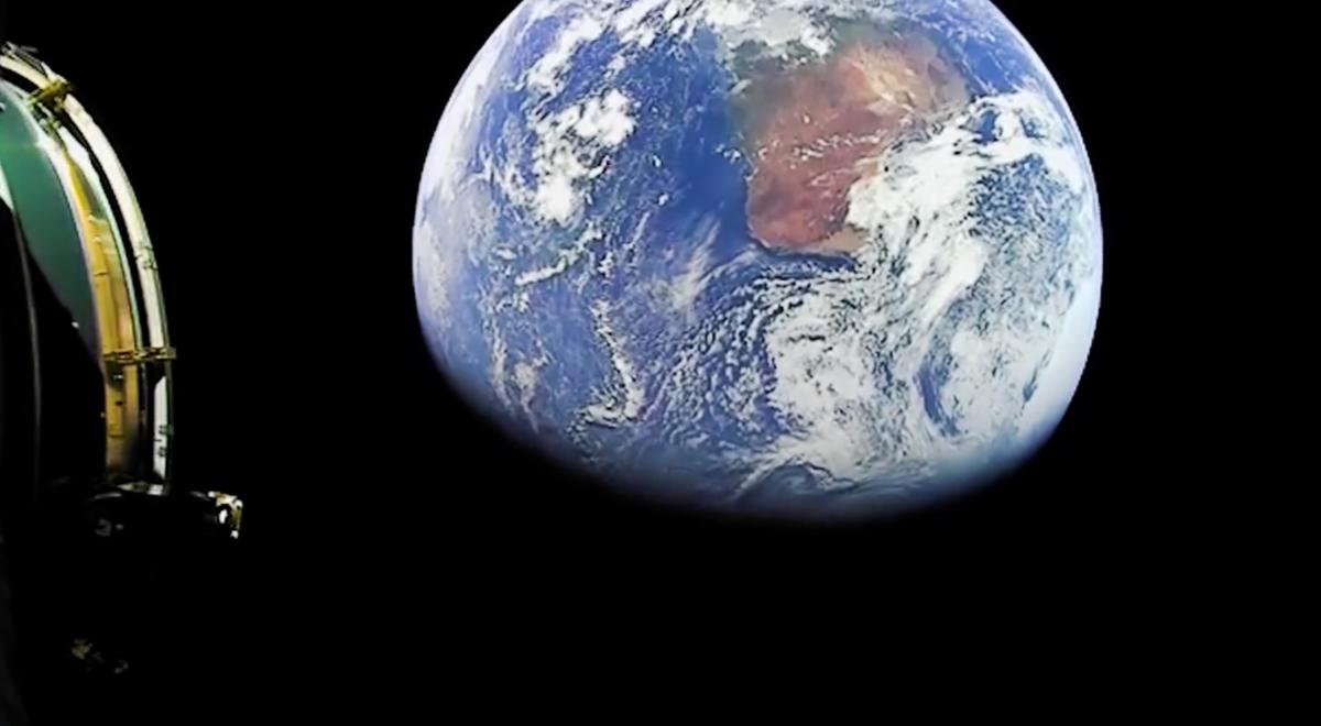 Spectacular SpaceX video shows Earth as beautiful blue marble in blackness  of space