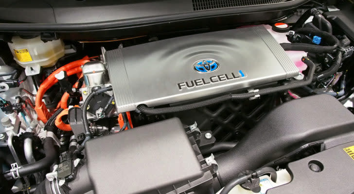An image of a fuel cell battery in a Toyota engine.
