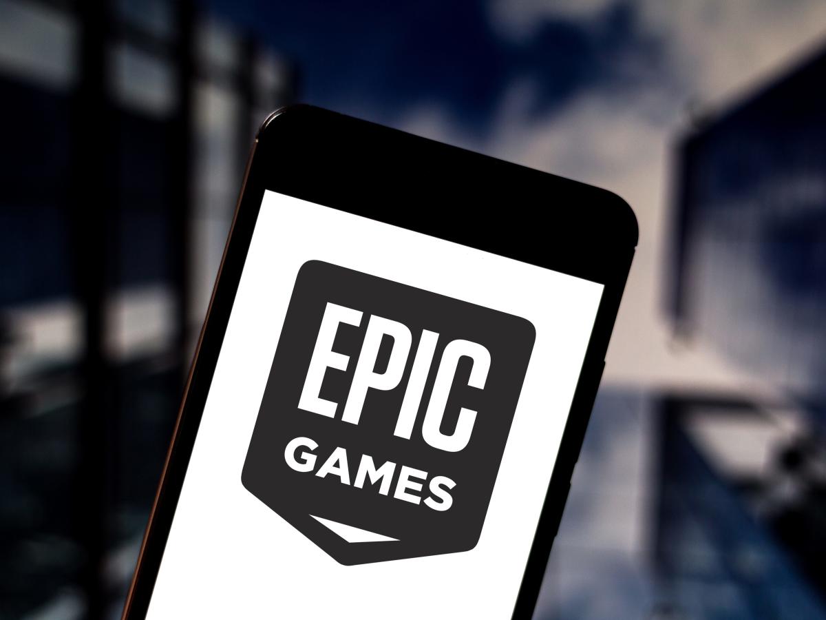 Apple revient sur sa décision d'empêcher Epic Games d'avoir sa propre boutique d'applications