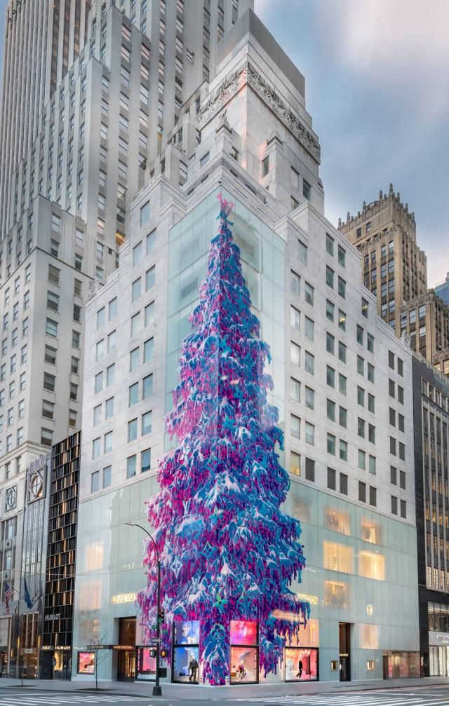 These NYC Window Displays Are Keeping the Holiday Spirit Alive