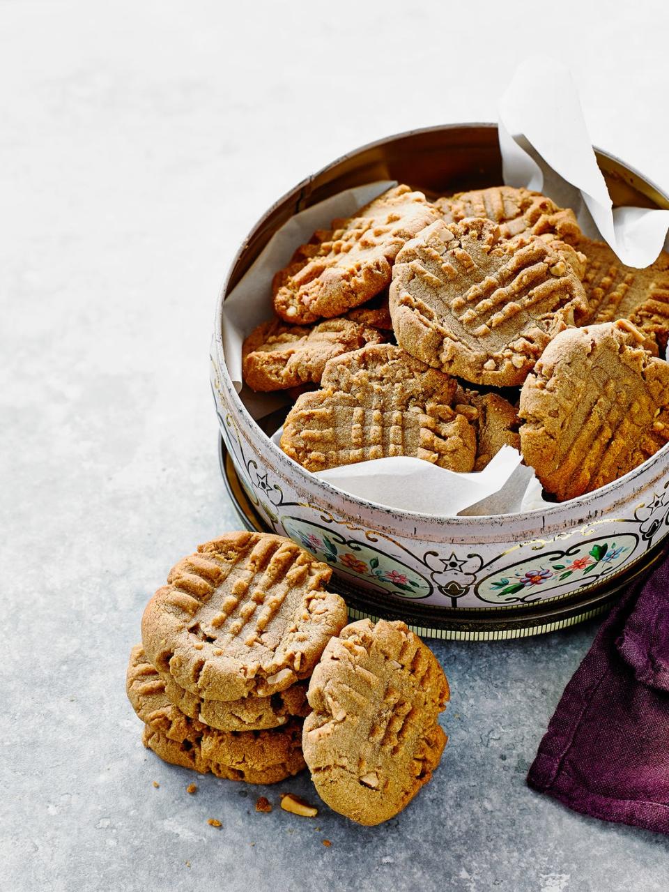 <p>These quick peanut butter cookies are the perfect treat when you need something sweet in no time at all. They’re also gluten and dairy-free!</p><p><strong>Recipe: <a href="https://www.goodhousekeeping.com/uk/food/recipes/a26942826/peanut-butter-cookies/" rel="nofollow noopener" target="_blank" data-ylk="slk:Three-ingredient Peanut Butter Cookies;elm:context_link;itc:0;sec:content-canvas" class="link ">Three-ingredient Peanut Butter Cookies</a></strong></p>