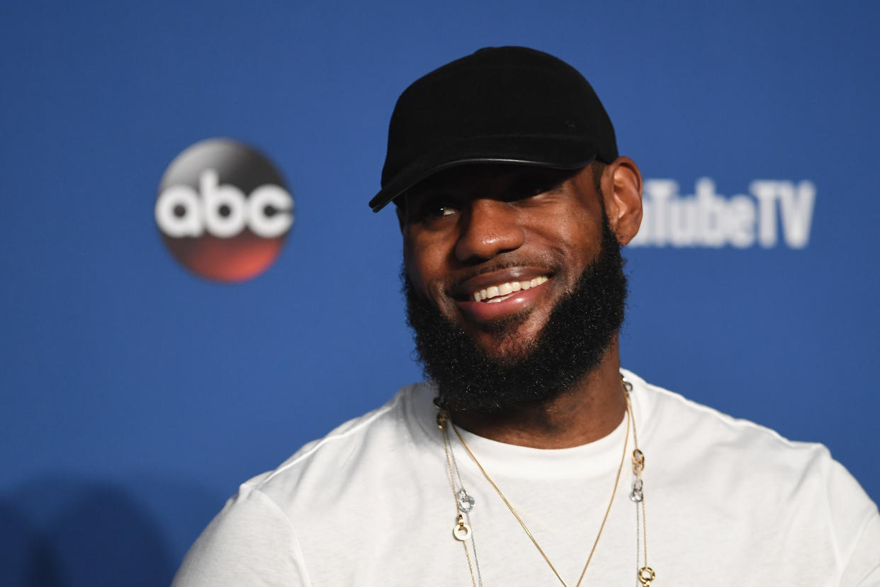 The Shoe Surgeon decked-out a pair of Nike Lebron 15s in honor of James surpassing 30,000 career points. (Getty Images)