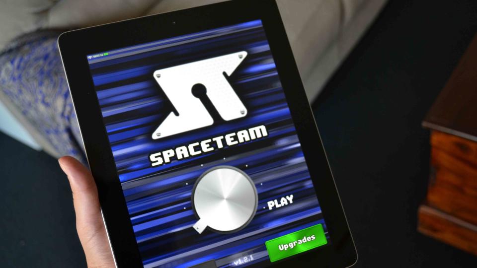 Spaceteam is like multiplayer BopIt.