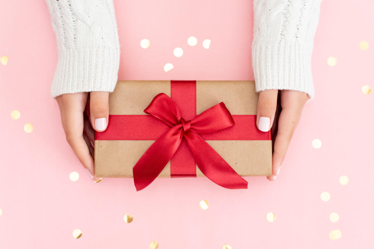 Christmas Gift Guide, The Best Gifts For Boomer Babes