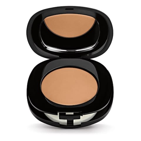 Elizabeth Arden Flawless Finish Everyday Perfection Bouncy Makeup, £28