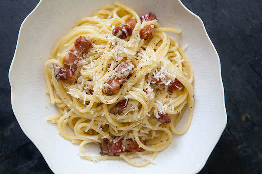 <strong>Get the <a href="http://www.simplyrecipes.com/recipes/spaghetti_alla_carbonara/" target="_blank">Spaghetti alla Carbonara recipe</a> from Simply Recipes</strong>