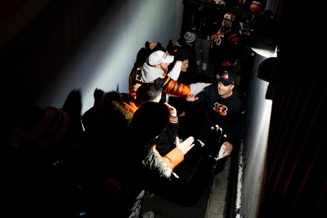 Zac Taylor gives game ball to The Blind Pig after Bengals playoff win