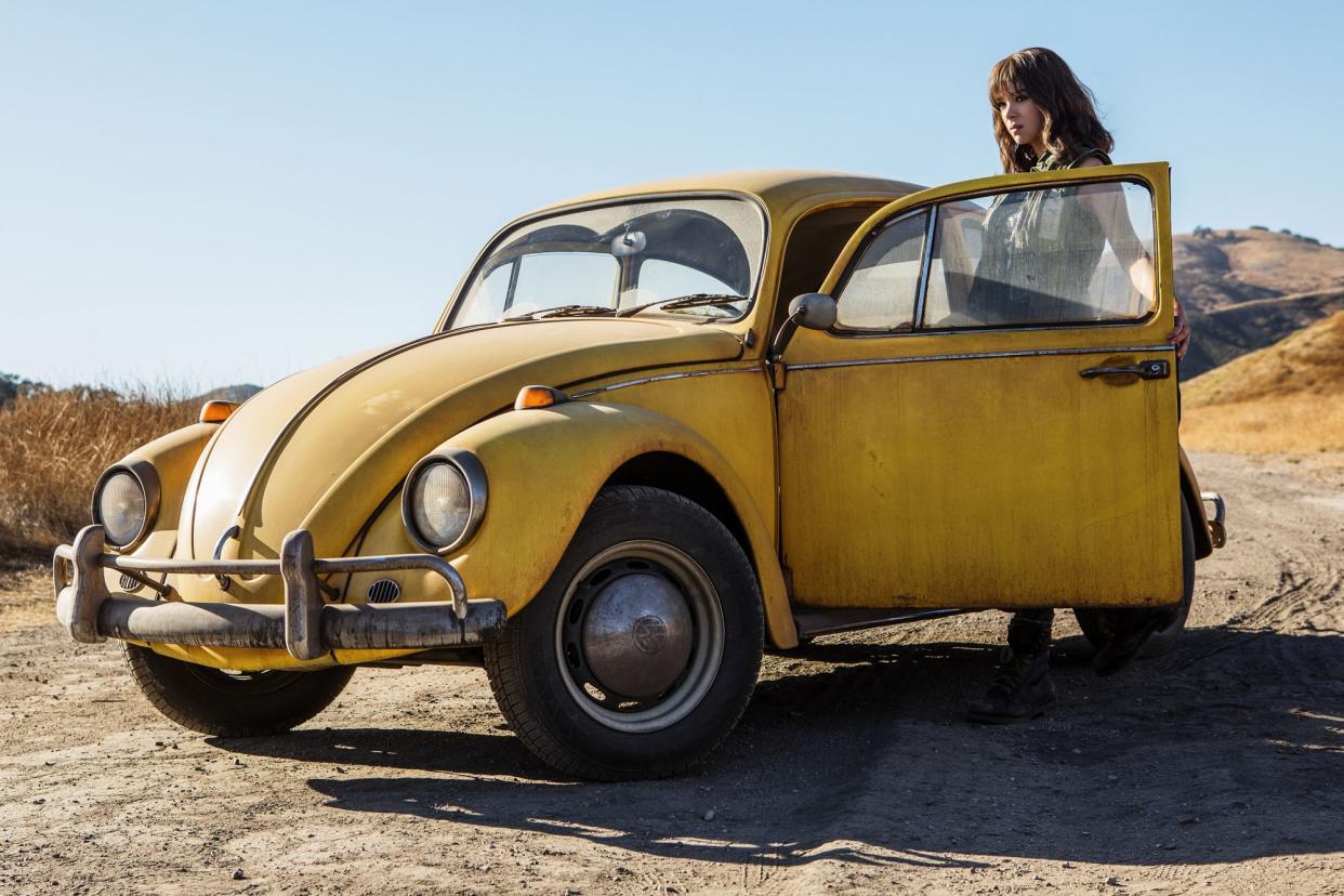 Bumblebee takes you back to the 80s
