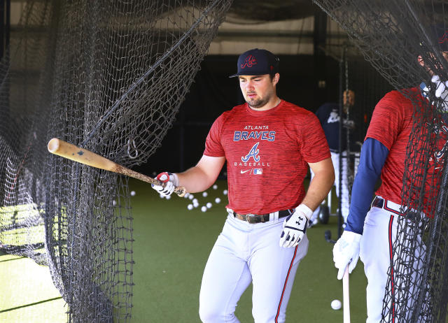 Photos: Braves welcome new first baseman Matt Olson at spring training