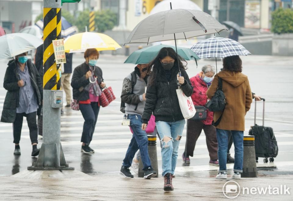 今天北部、東半部及中南部山區仍有局部短暫降雨。   圖：張良一/攝