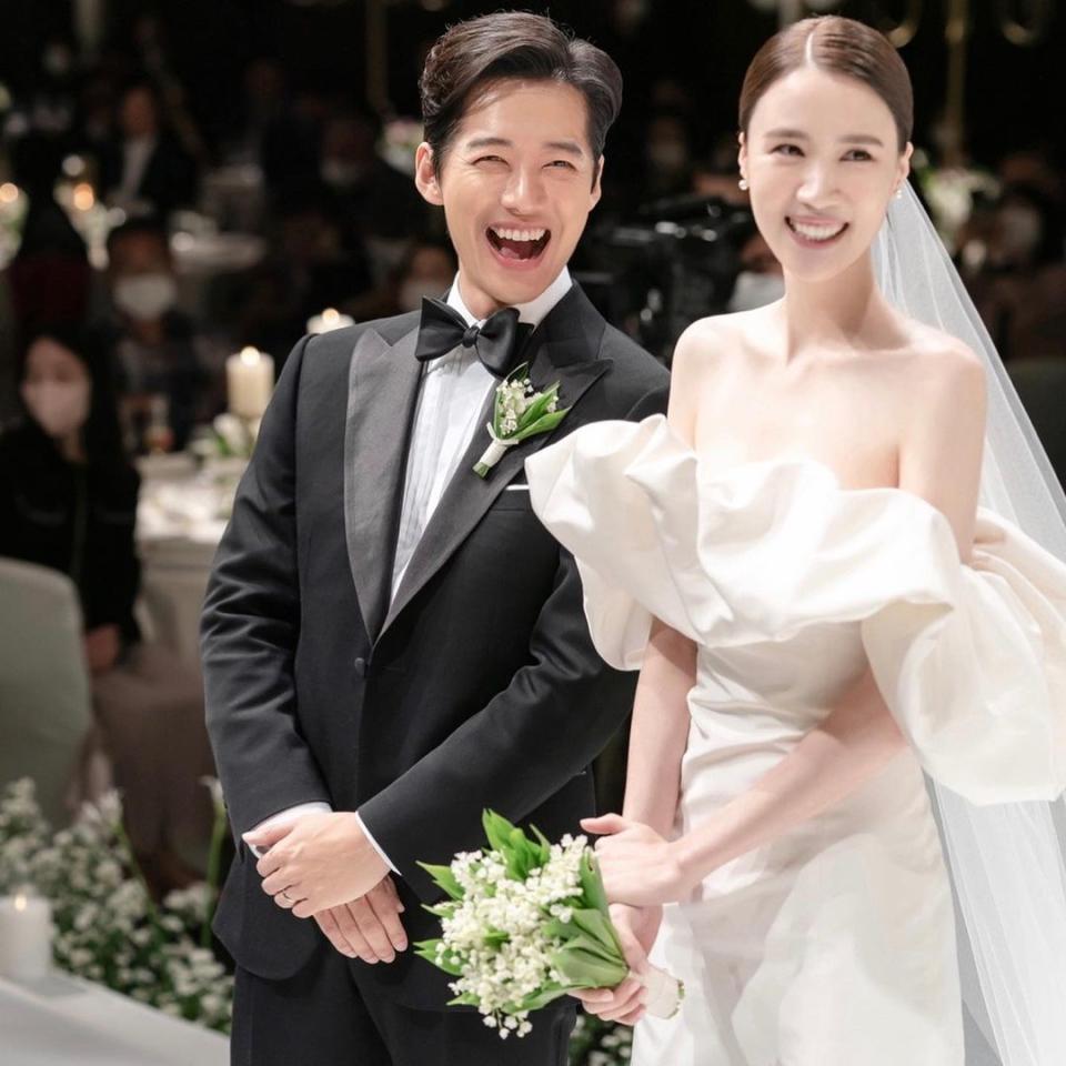 南宮珉與老婆陳雅凜2022年結婚。（圖片來源：min_namkoong 、jin_areum、laciel.co.kr /IG）