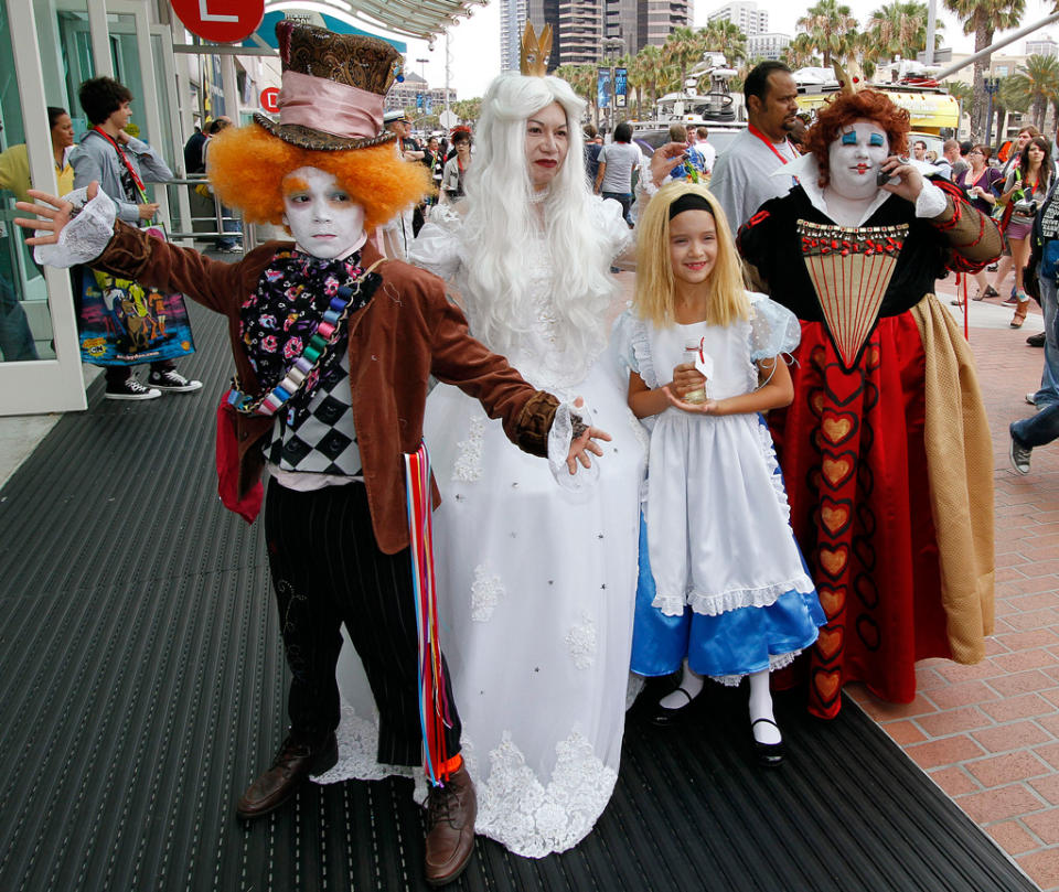 2010 Comic Con Costume Gallery Alice in Wonderland