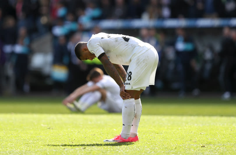 FourFourTwos heroes and villains from the weekend, as Crystal Palace stunned Chelsea at the Bridge, while Arsenal and Manchester City both lost ground.