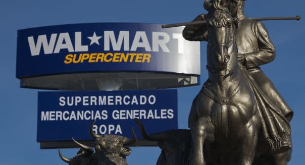 Walmart in Juarez Mexico The economic boom experienced by border towns like Juarez has come to a halt