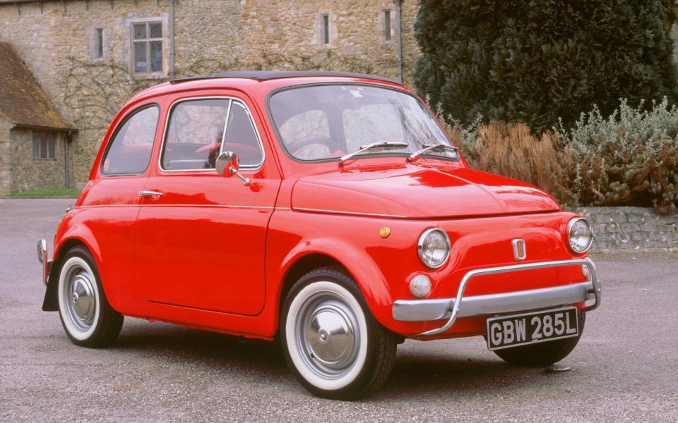 Fiat 500 1970s - Heritage Image Partnership Ltd / Alamy Stock Photo