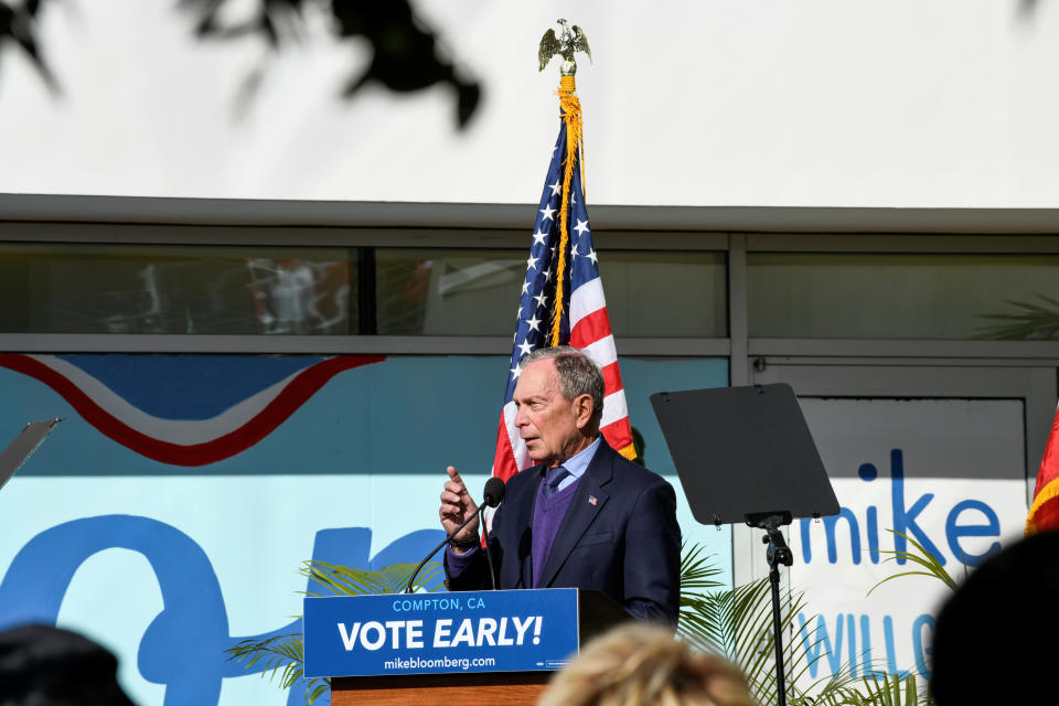 Democratic presidential candidate Michael Bloomberg visits the Dollarhide Community Center for a campaign event in Compton, California, U.S. February 3, 2020.  REUTERS/Andrew Cullen