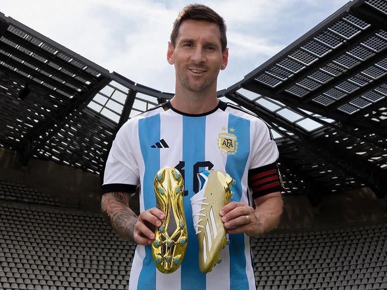 Los botines que utiliza Messi en la Copa del Mundo Qatar 2022