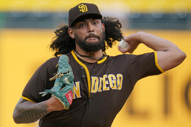 Hayes rallies Pirates to win over Padres in 10 innings