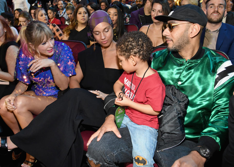 Taylor Swift, Alicia Keys, and Swizz Beatz attend the 2019 iHeartRadio Music Awards which broadcasted live on FOX at Microsoft Theater on March 14, 2019 in Los Angeles. (Photo: Kevin Mazur via Getty Images)