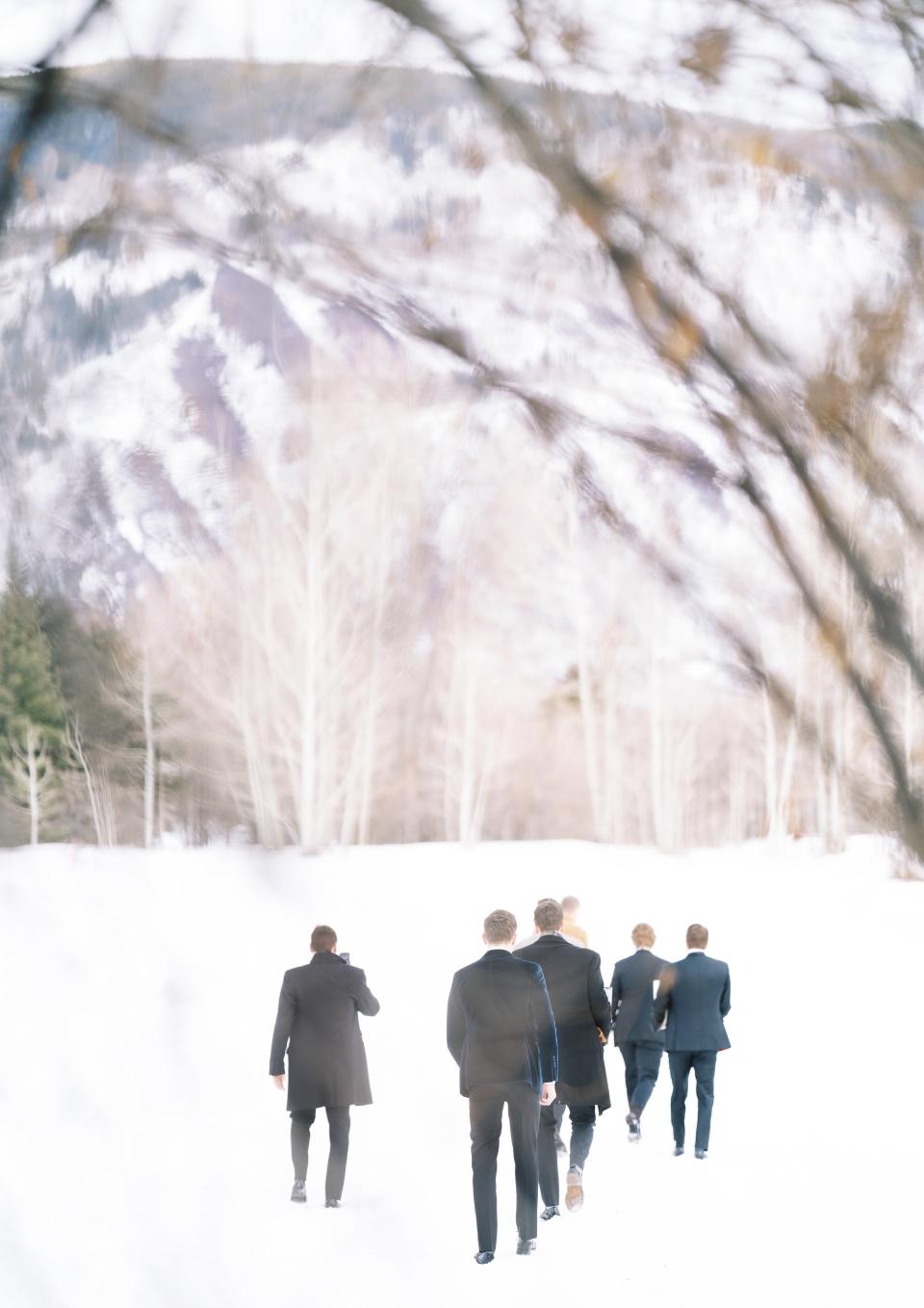 A Winter Wedding in the Colorado Mountains Where the Best-Laid Plans Changed Last-Minute