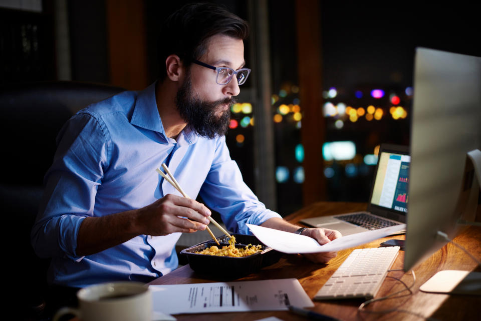 Do you pig out on night shift, have a snack, or ignore the belly rumbles? The University of South Australia has the answer. (Source: Getty)