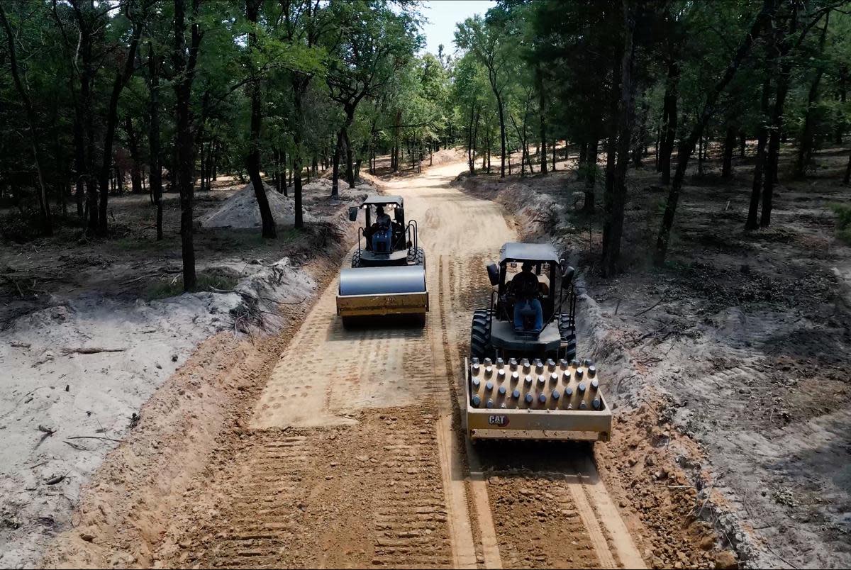 Construction continues at the former Fairfield Lake State Park property, which is embroiled in a battle between the Texas Parks and Wildlife Department and the developer that bought the property. <cite>Credit: Courtesy of Foxfield Agency</cite>
