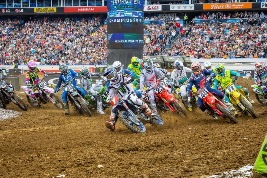 SX Nashville 2023 Eli Tomac holeshot