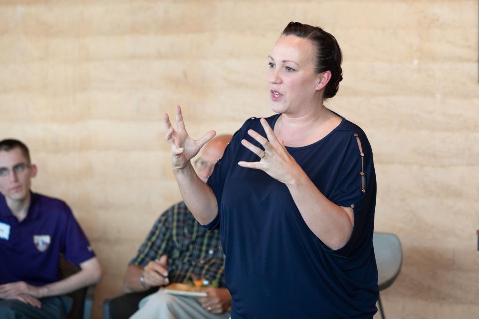 Hegar speaks to voters on Sept. 15, 2018, in Georgetown, Texas. (Photo: Suzanne Cordeiro/AFP/Getty Images)