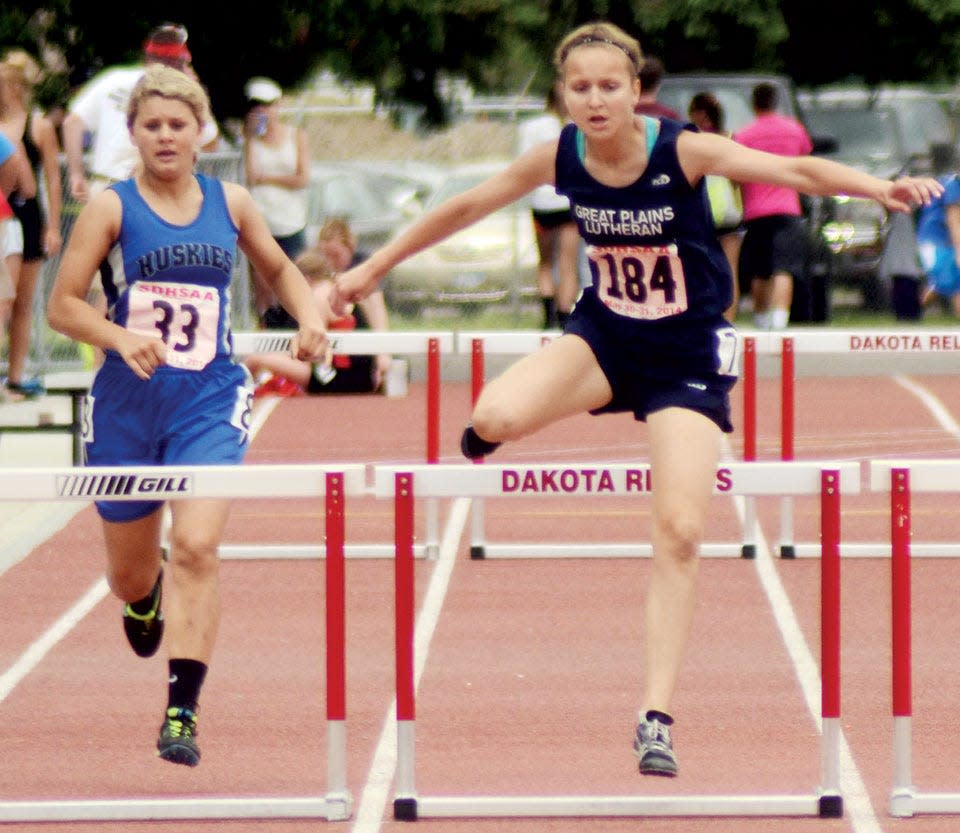 Great Plains Lutheran’s Anna Noeldner (184) notched a seventh-place finish in the Class B girls’ 300-meter hurdles in the 2014 State High School Track and Field meet at Sioux Falls.