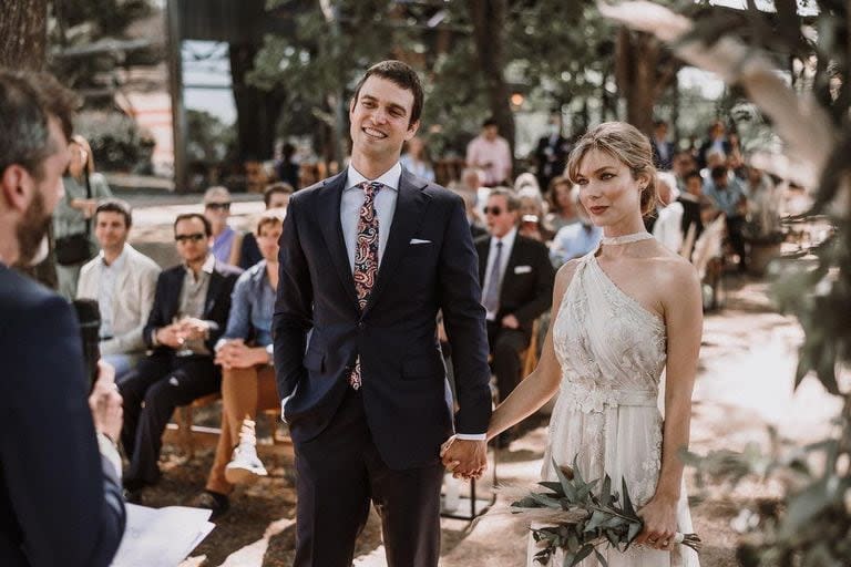 Eugenio y Laura hicieron su fiesta de casamiento en diciembre de 2021 en la Asociación Argentina de Polo (Foto: Instagram @lulilapri / @finales_felices)