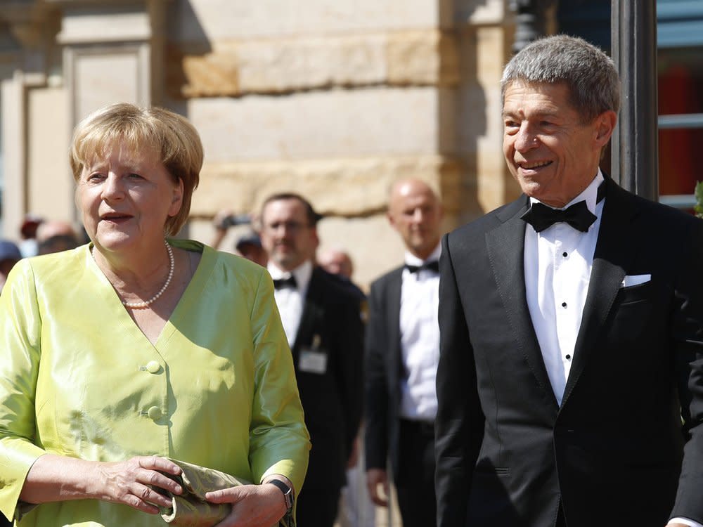 Angela Merkel und Prof. Dr. Joachim Sauer lieben Richard Wagner und die Bayreuther Festspiele, die sie fast jedes Jahr gemeinsam besuchen. (Bild: imago/Eventpress)