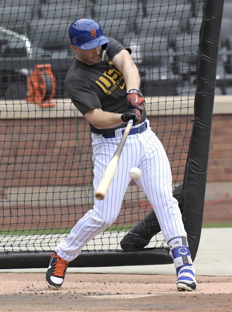 New York Mets' David Wright bats during a simulated baseball game Saturday, Sept. 8, 2018, in New York. (AP Photo/Bill Kostroun)