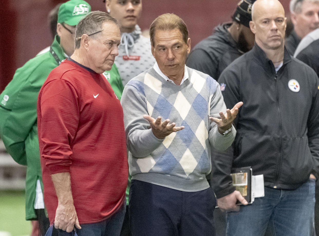 Recruit says Nick Saban convinced him with a table full of title rings. 