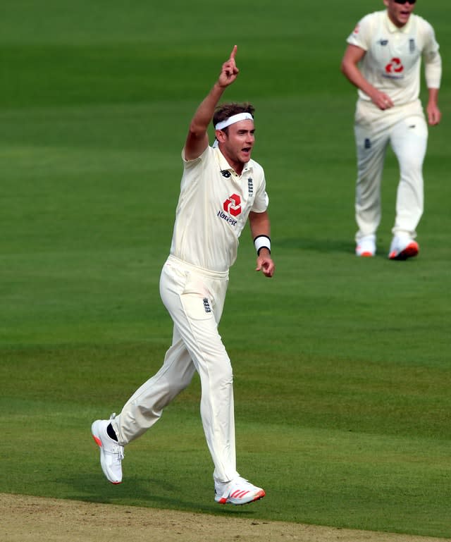 Stuart Broad celebrates taking the wicket of Pakistan’s Asad Shafiq 