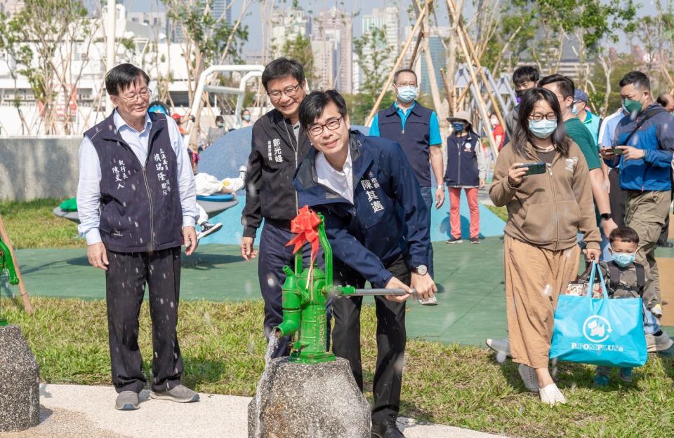 陳其邁認為民進黨要學著欣賞對手的優點。   圖：高雄市政府提供