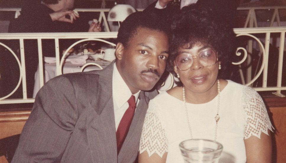 LeVar Burton remembers his mother with a throwback photo. (Photo: Twitter)