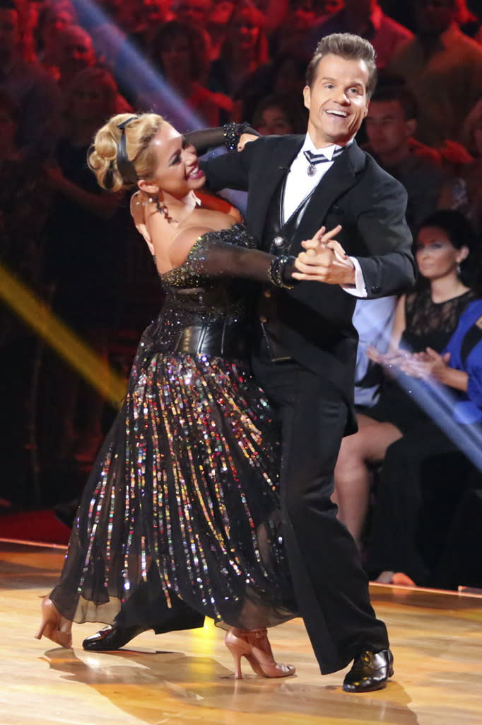 Sabrina Bryan and Louis Van Amstel (10/1/12)